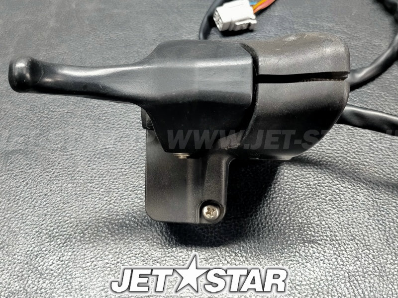 Used 39074-3729 LEVER-ASSY-THROTTLE  [K0550-18]