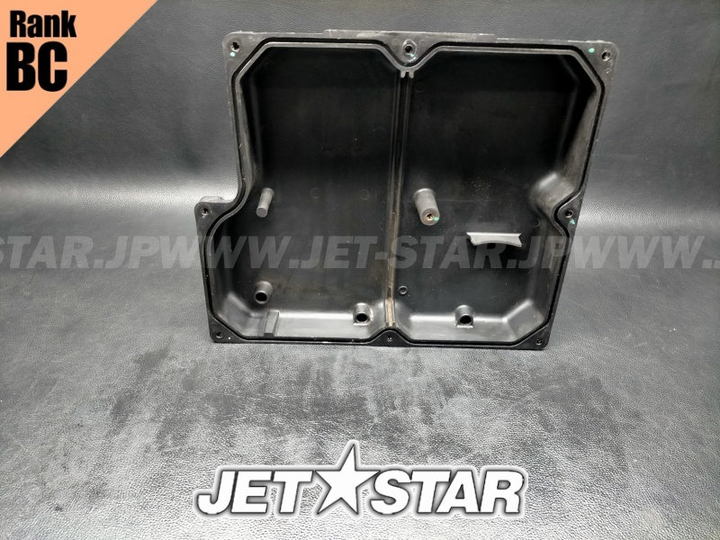 Used 11011-3706 CASE-AIR FILTER  [K5100-01]