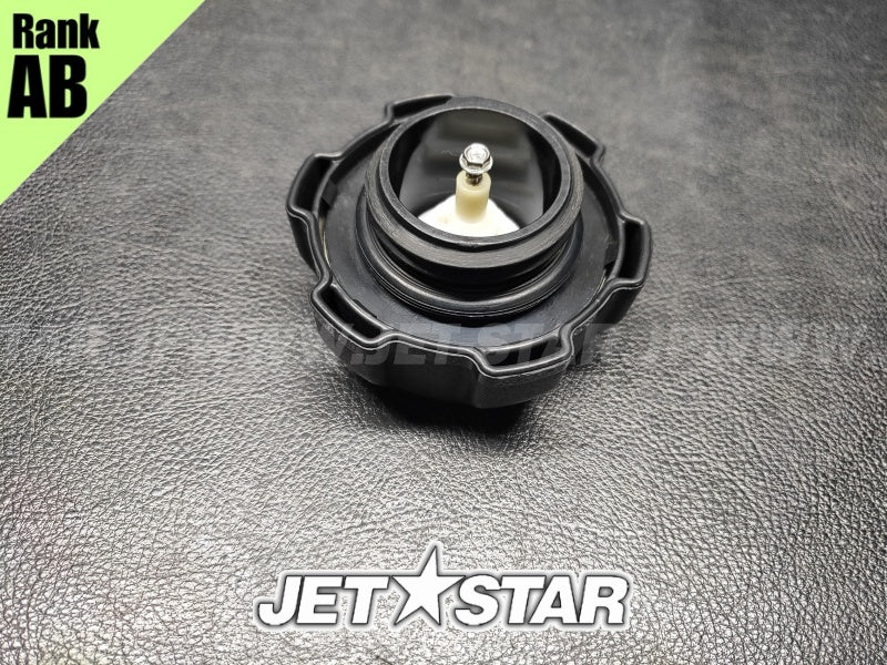 Used 275500710 FUEL TANK CAP [S1330-39]