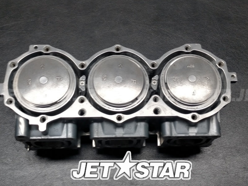 Used 63M-11311-00-8S CYLINDER 1 [X222-028]
