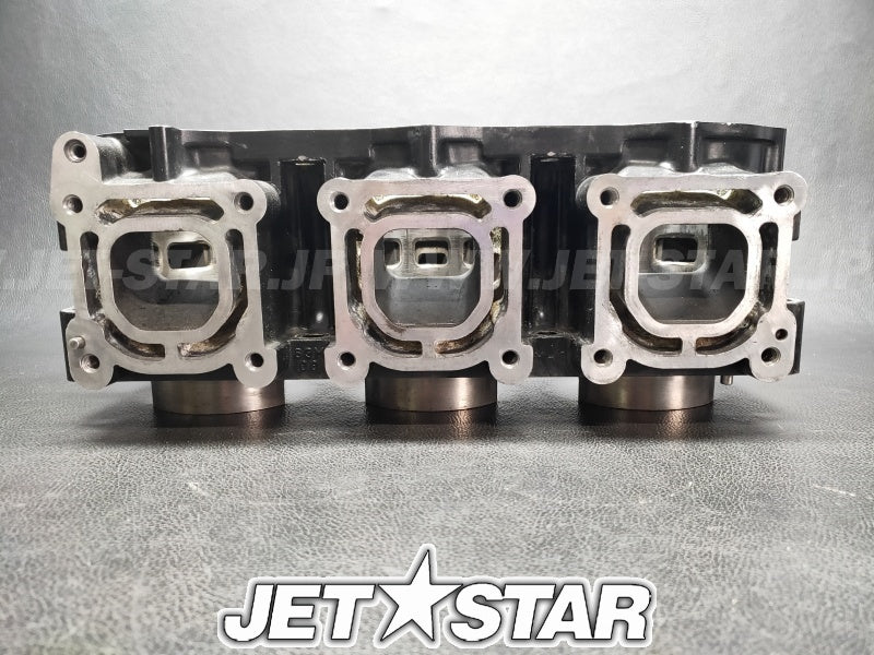Used 65U-11311-00-94 CYLINDER 1 [X2309-21]