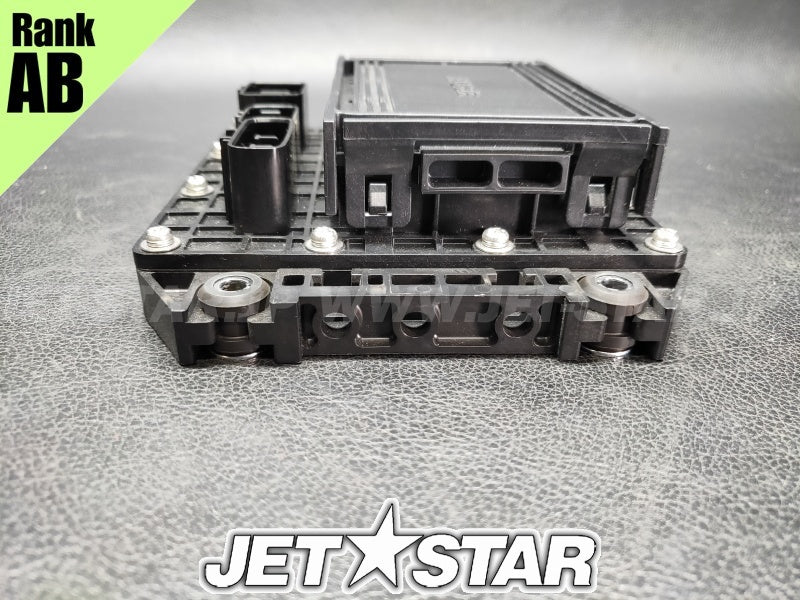 Used 6JC-82170-00-00 FUSE BOX ASSY [X2403-59]