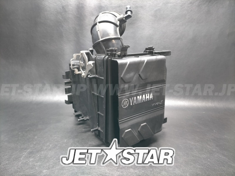 Used 6EY-14410-00-00 AIR CLEANER ASSY [X2404-58]