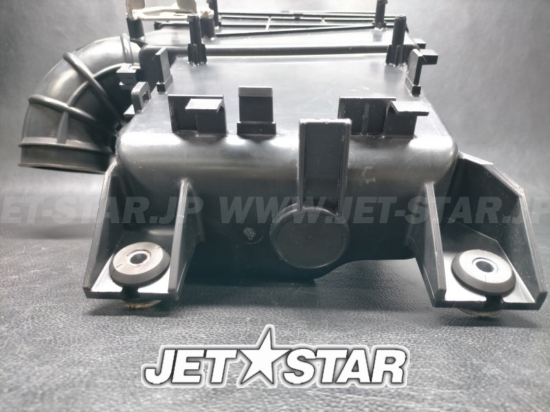 Used 6EY-14410-00-00 AIR CLEANER ASSY [X2404-58]