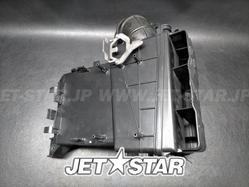 Used 6EY-14410-00-00 AIR CLEANER ASSY [X2404-58]