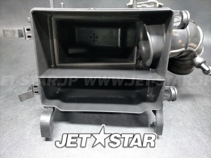 Used 6EY-14410-00-00 AIR CLEANER ASSY [X2404-58]