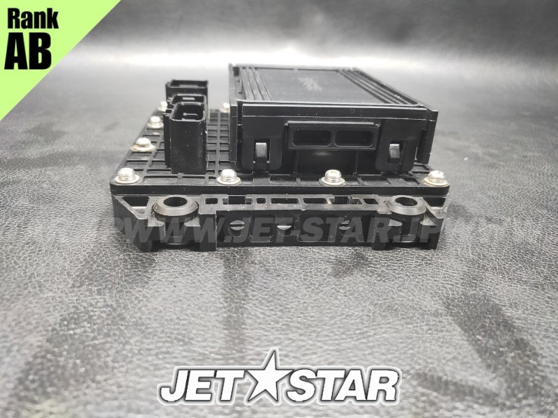 Used 6EX-82170-11-00 FUSE BOX ASSY [X2404-92]