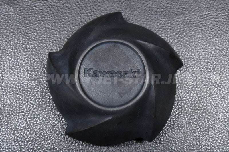 Used 51049-3725 CAP-TANK,FUEL  [X2407-02]