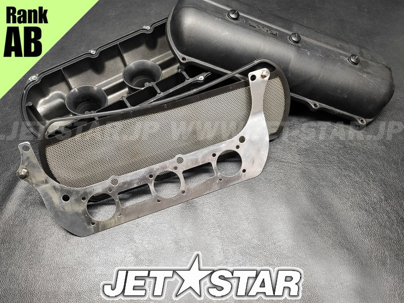 Used 65U-14284-02-8S COVER, CARBURETOR 2 UR 65U-013201~ [Y0388-07]