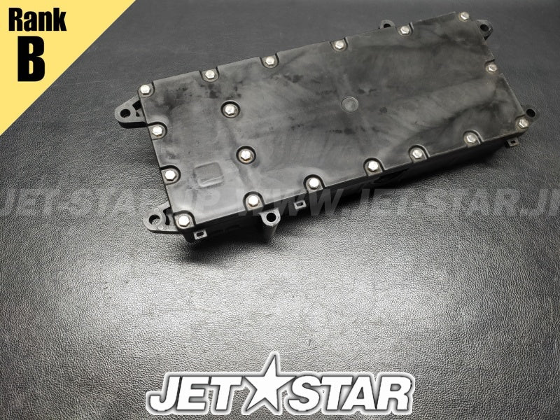 Used 60E-8552E-00-00 COVER, CASE [Y0437-65]