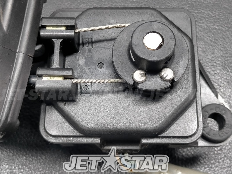 Used 60T-85820-00-00 SERVO MOTOR ASSY [Y109-005]