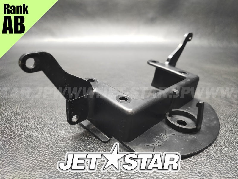 Used GP7-U142K-00-00 FIX, STEERING PAD YMUS(USA) [Y1574-22]