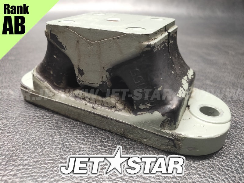 Used 67X-44517-00-5B MOUNT RUBBER [Y1574-28]
