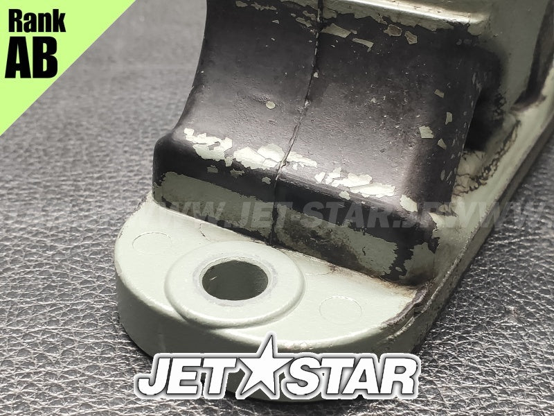 Used 67X-44517-00-5B MOUNT RUBBER [Y1574-28]