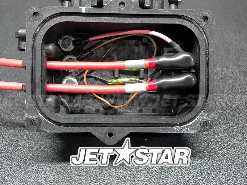 Used 6S5-82170-00-00 FUSE BOX ASSY [Y2003-10]