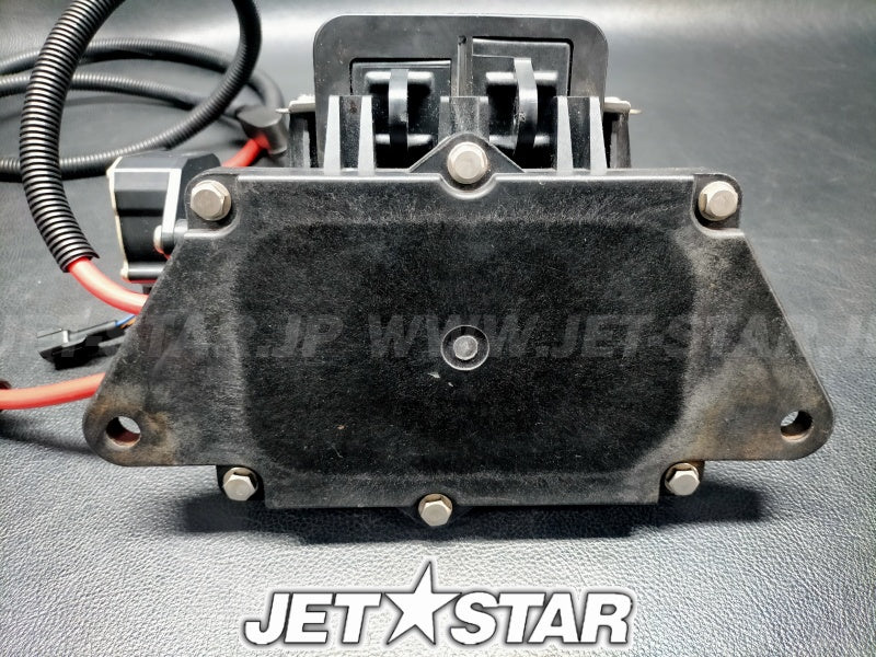 Used 6D3-82170-00-00 FUSE BOX ASSY [Y2070-03]