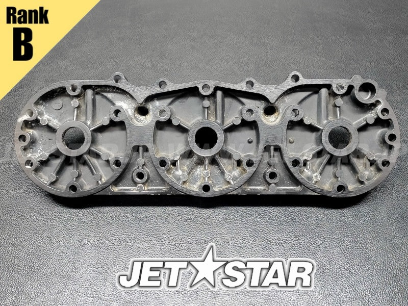 Used 66V-11191-01-8P COVER, CYLINDER HEAD 1 [Y3543-13]