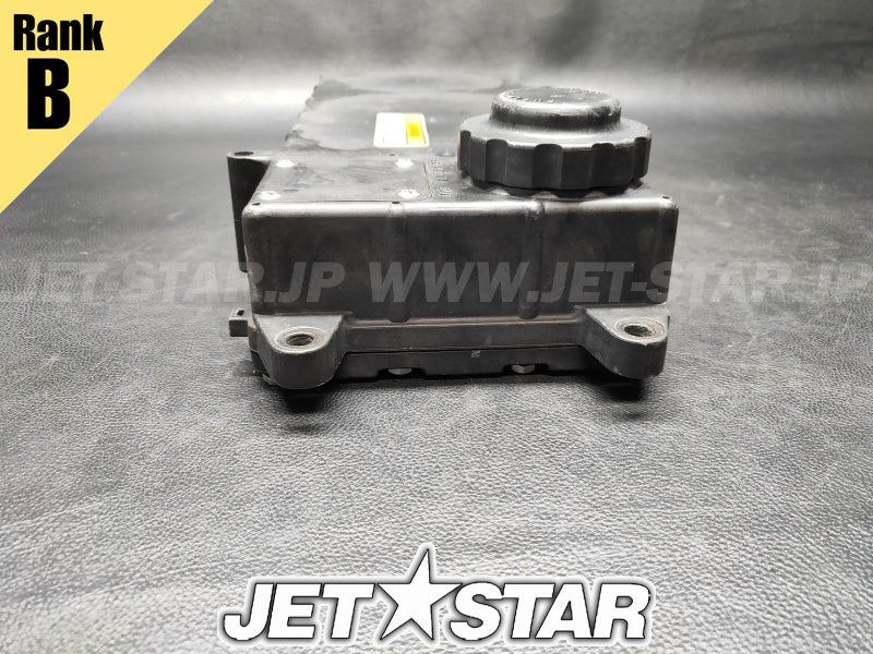 Used 6B6-8552A-00-00 HOUSING [Y7642-24]