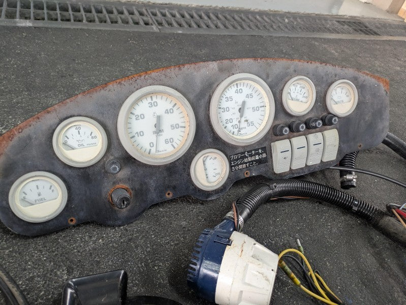 Used ENGINE Mercruiser 3.0LX Complete[Fresh water, Great condition] [X2505-04]