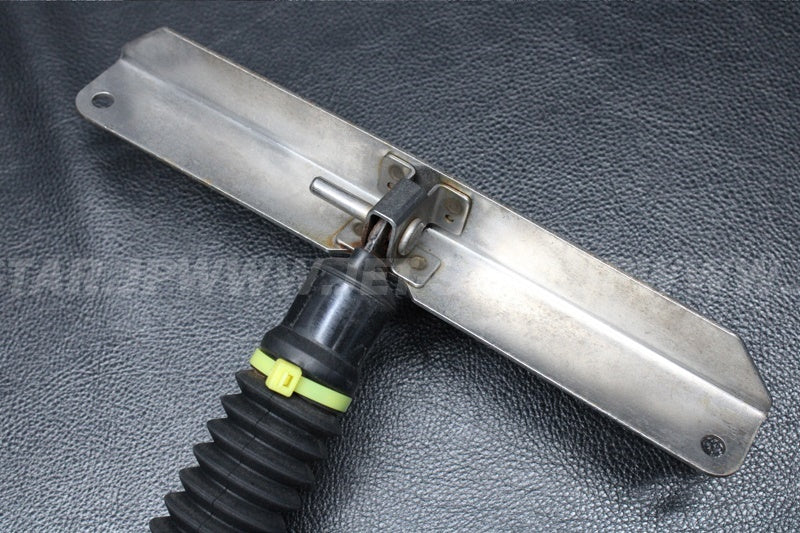 Used 92161-3778 DAMPER,HATCH [K0668-31]