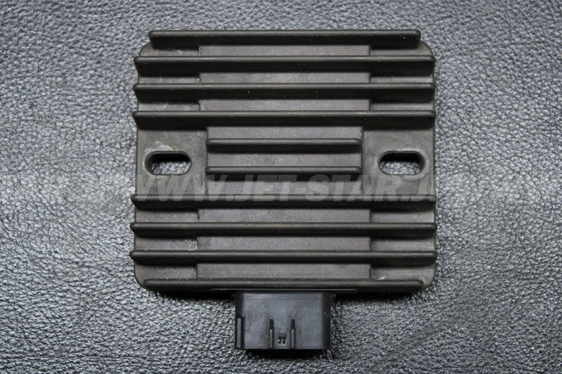 Used 21066-3718 REGULATOR-VOLTAGE  [K0956-10]