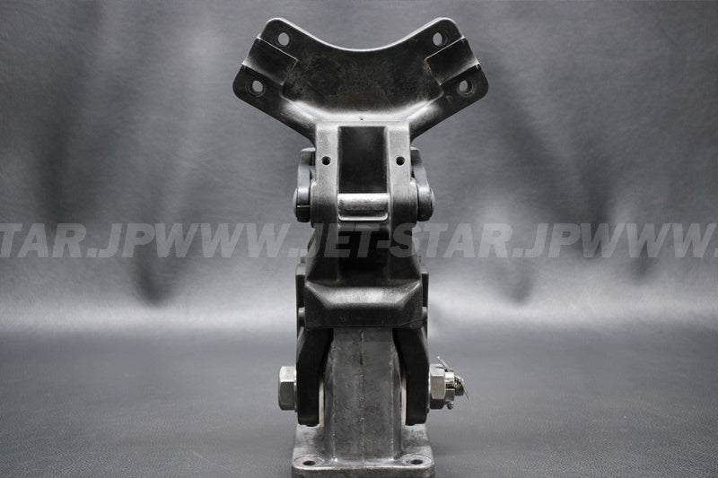 Used 46012-3730 HOLDER-HANDLE,LWR  [K0956-20]