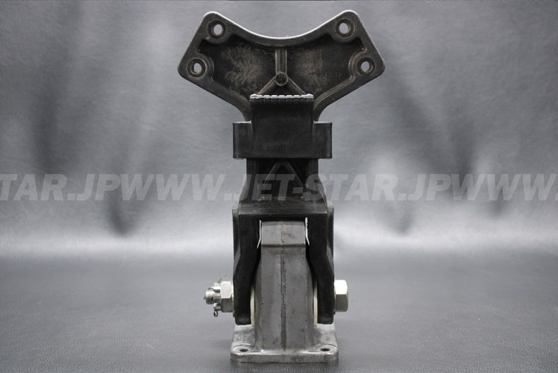 Used 46012-3730 HOLDER-HANDLE,LWR  [K0956-20]