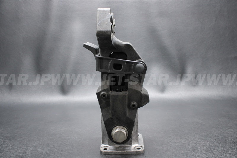Used 46012-3730 HOLDER-HANDLE,LWR  [K0956-20]