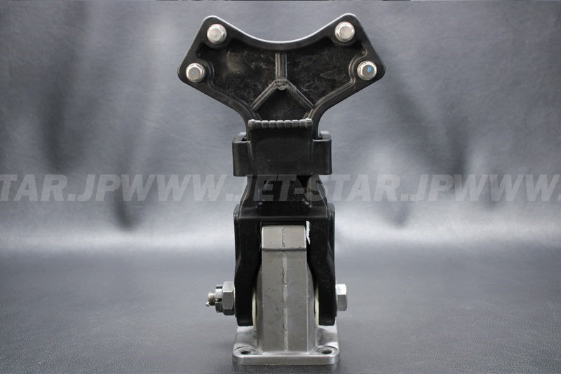 Used 46012-3730 HOLDER-HANDLE,LWR  [K1193-19]