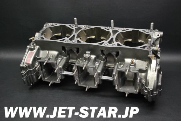 Used 14001-5377 SET-CRANKCASE (WITH DEFECT) [K132-008]