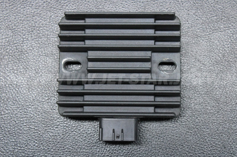 Used 21066-3718 REGULATOR-VOLTAGE  [K1660-13]