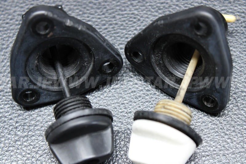 Used 13227-3721-6Z HOUSING,DRAIN PLUG  [K1808-27]