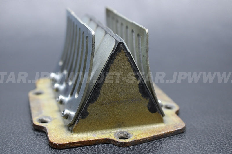 Used 12022-3703 VALVE-REED [K1808-52]