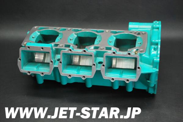 Used 14001-5348 SET-CRANKCASE [K194-040]