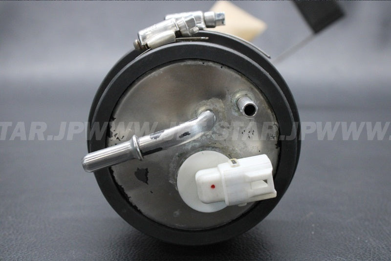 Used 49040-3719 PUMP-FUEL  [K2740-15]