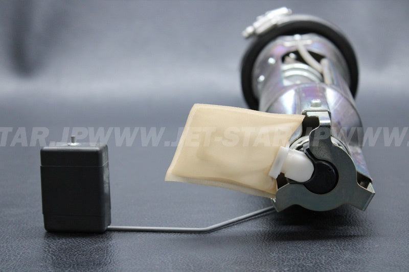 Used 49040-3719 PUMP-FUEL  [K2740-15]