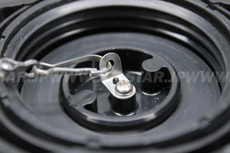 Used 51049-3726 CAP-TANK,FUEL  [K2740-59]