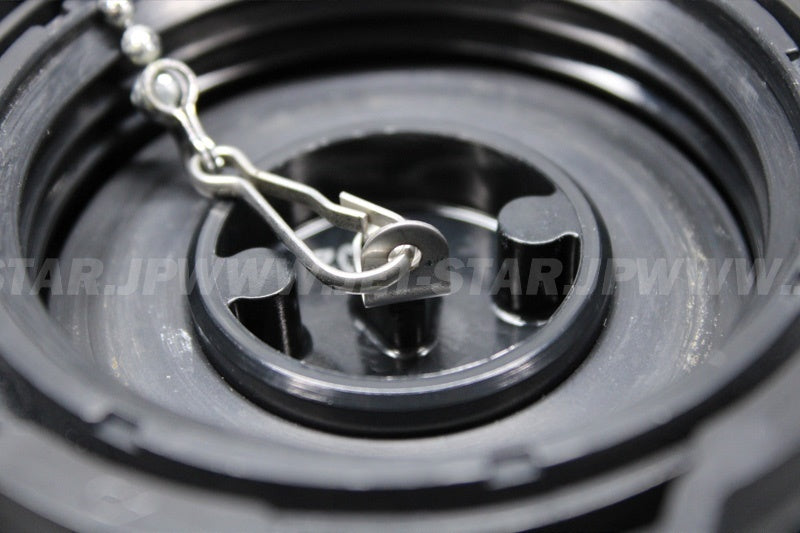 Used 51049-3726 CAP-TANK,FUEL  [K3327-19]