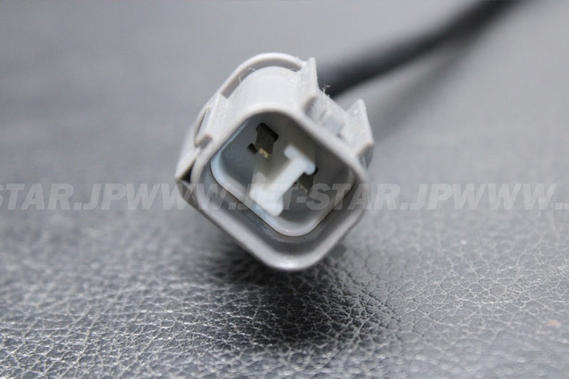 Used 21121-0720 COIL-IGNITION  [K3327-36]