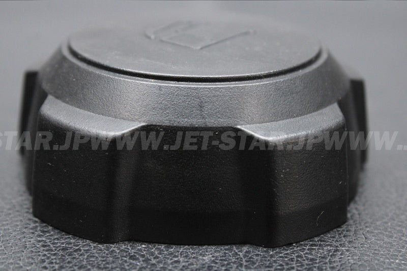 Used 51049-0713 CAP-TANK,FUEL  [K3790-21]