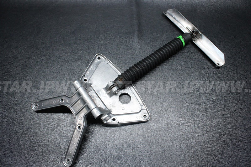 Used 11056-3725 BRACKET  [K3790-34]