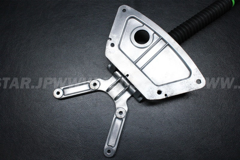 Used 11056-3725 BRACKET  [K3790-34]
