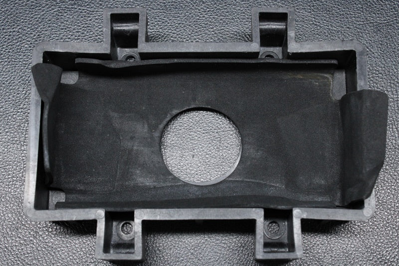 Used 32097-3709 CASE-BATTERY  [K3911-10]