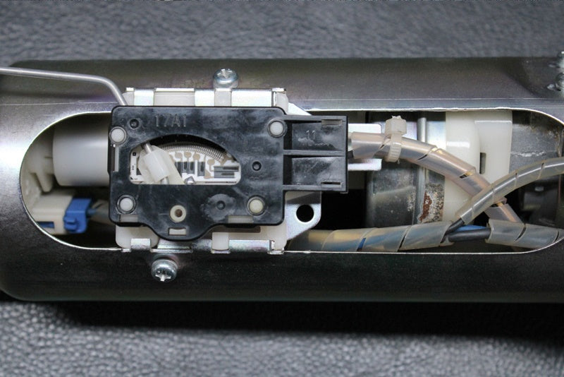 Used 49040-3720 PUMP-FUEL  [K3911-19]