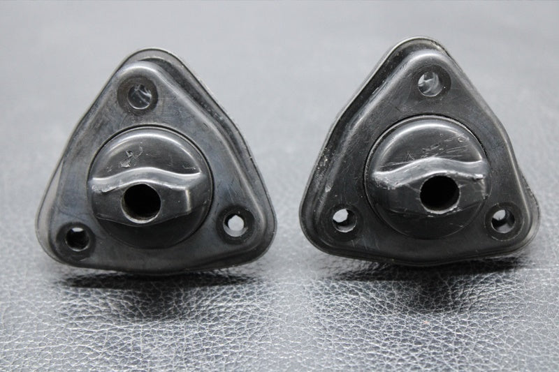 Used 13227-3721-6Z HOUSING,DRAIN PLUG  [K3911-30]