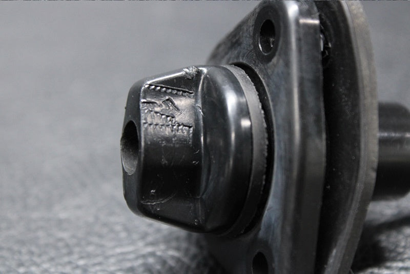 Used 13227-3721-6Z HOUSING,DRAIN PLUG  [K3911-30]