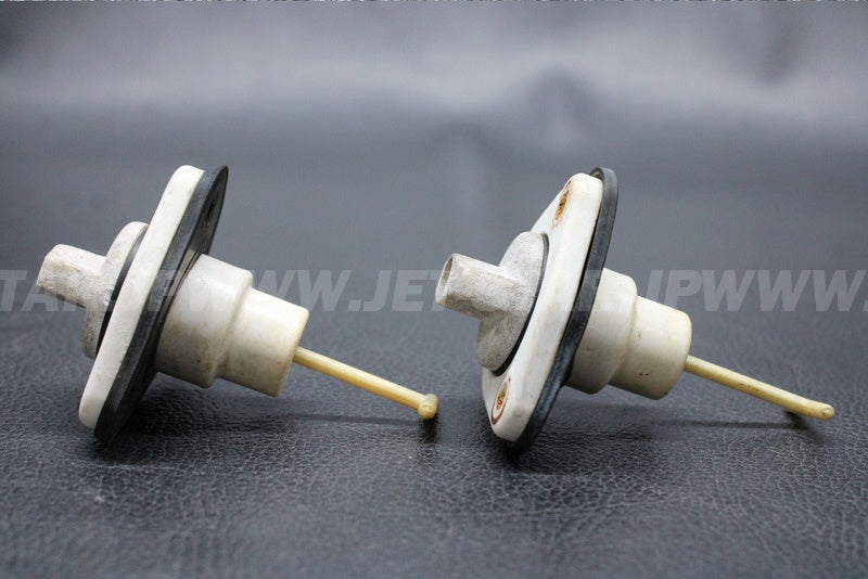 Used 92066-3744 PLUG,RR,DRAIN [K5050-18]