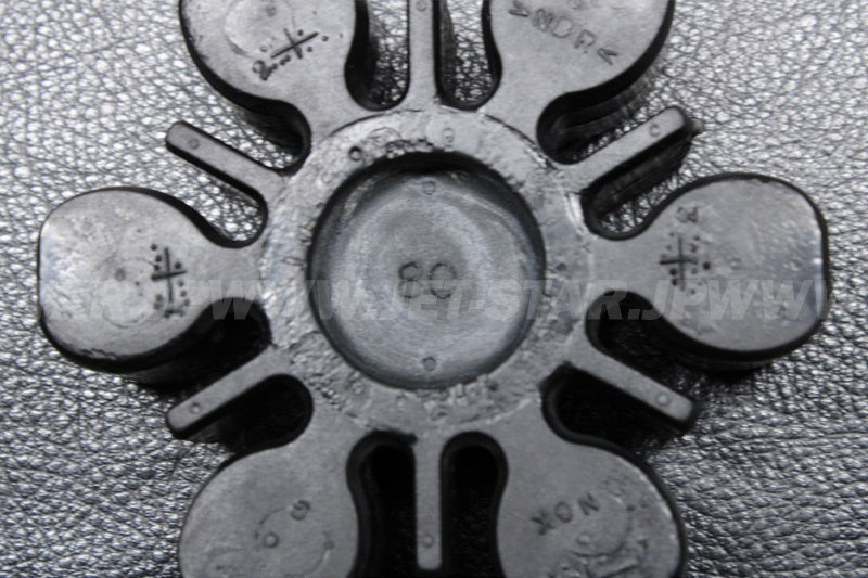 Used 92161-3711 DAMPER  [K5325-04]