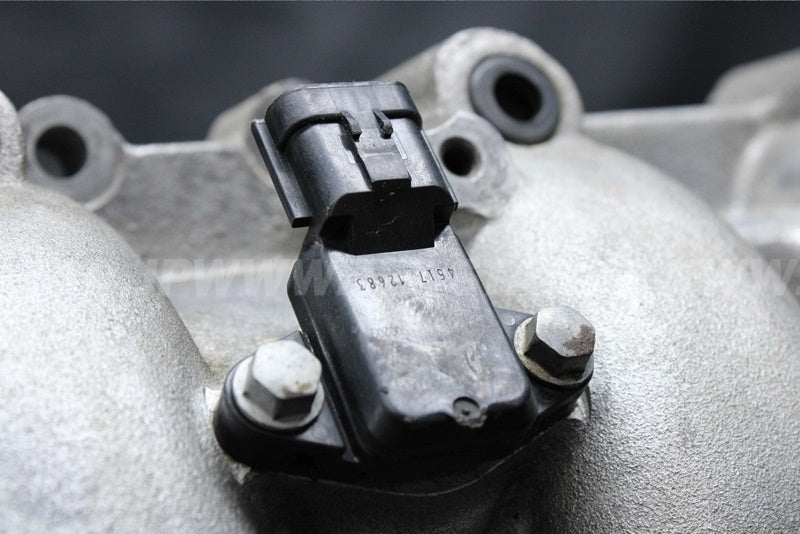 Used 59076-3729 MANIFOLD-INTAKE  [K5325-37]