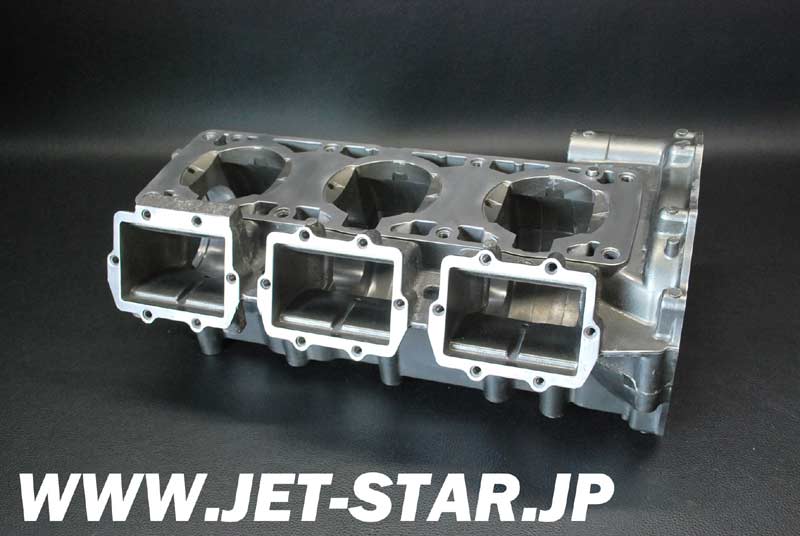 Used 14001-5376 SET-CRANKCASE [K593-008]
